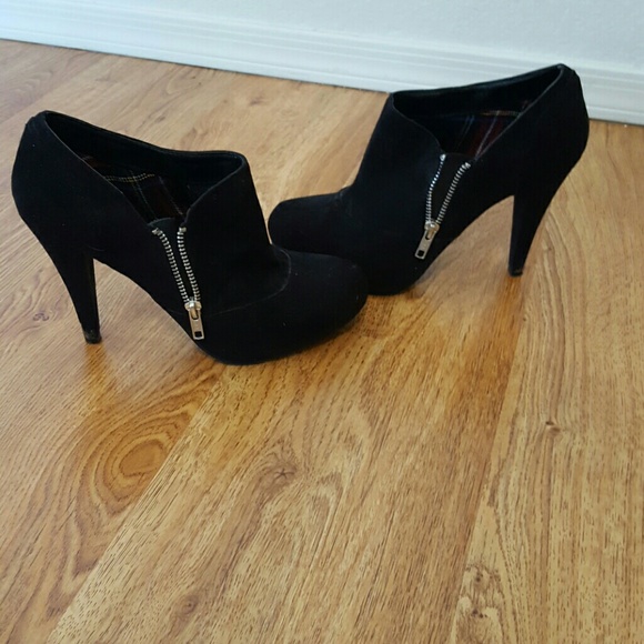 Black suede high heel booties with side zipper