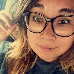 Meet your Posher, Virginia