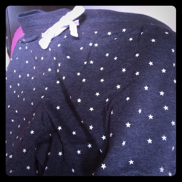 Old Navy black&white stars,sporty, trendy joggers.