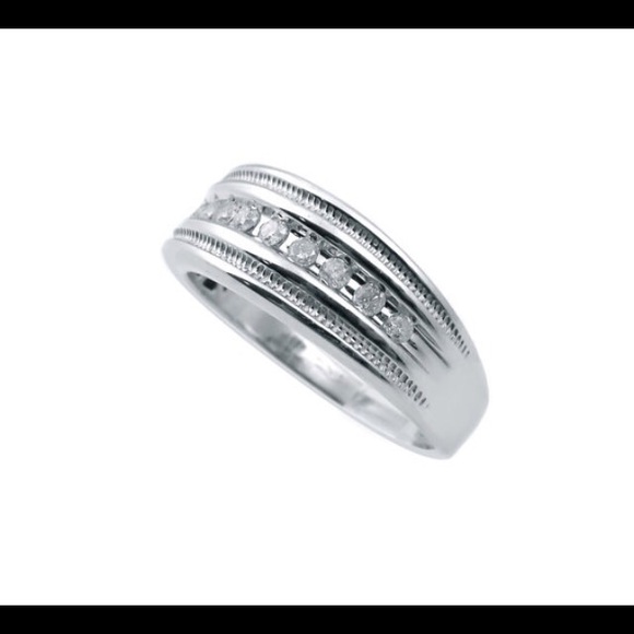 10K White Solid Gold Mens Diamond Wedding Band 0.38 Ctw  10k White Gold & Diamond Unisex Wedding Band Ring
