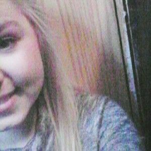 Meet your Posher, Kenzie