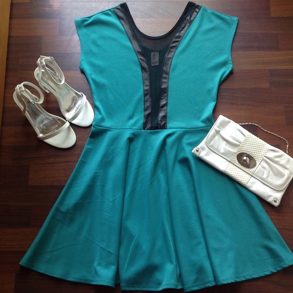 Boutique Dresses & Skirts - 👗Host Pick👗 Dress NWOT