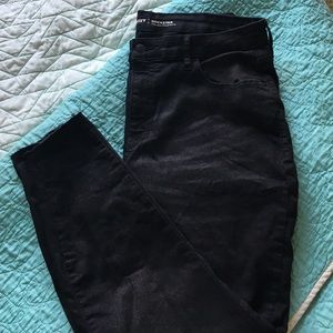 High waist black jeans