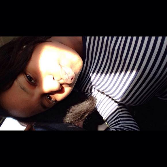 Meet your Posher, Najla - Picture 1 of 1