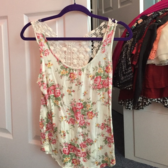 deb tank top