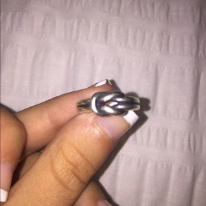 Enternal knot ring