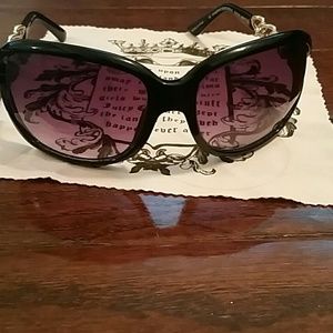 Juicy Couture  black sunglasses