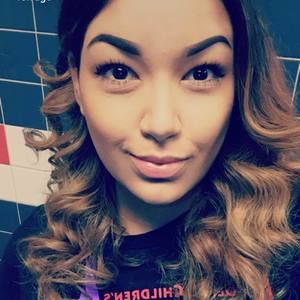 Meet your Posher, Ayla