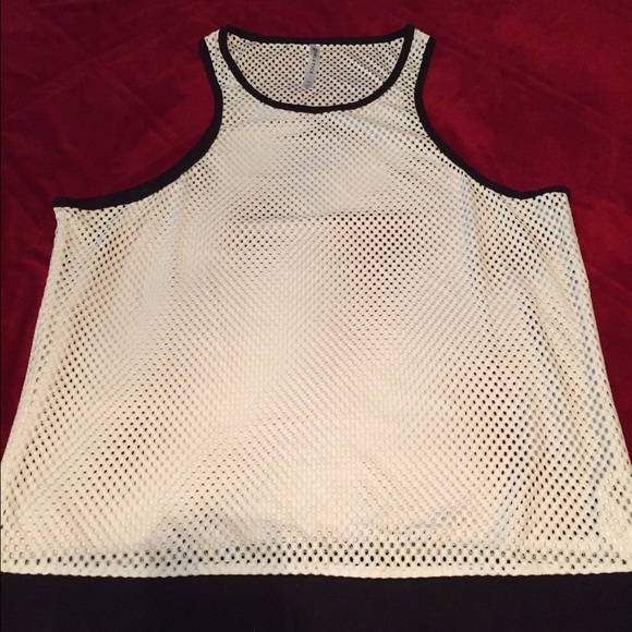 Authentic Fabletics White Tank, XL 14-16