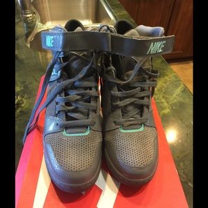 Nike Wedge Tennis Shoe