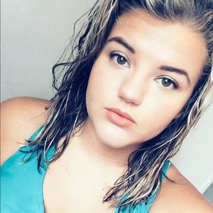 Meet your Posher, Misty