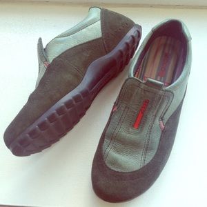 Two-toned Green ECCO Sneakers...leather & suede