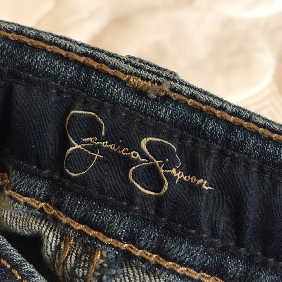 Jeans - Picture 2 of 4