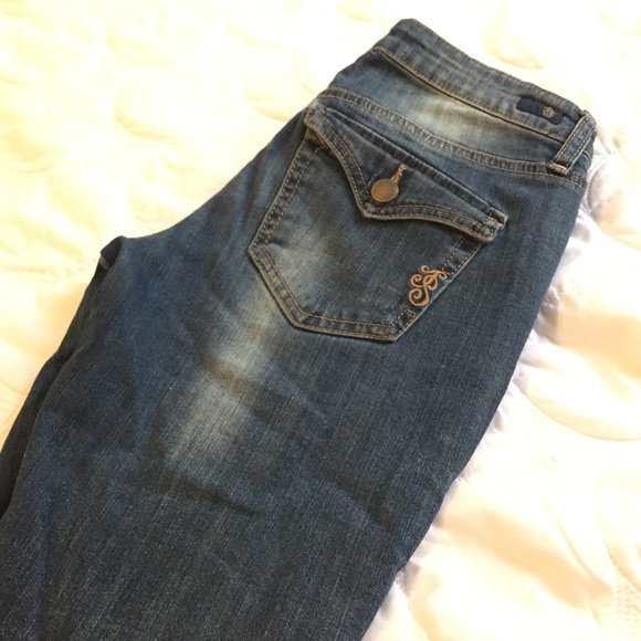 Jeans - Picture 4 of 4