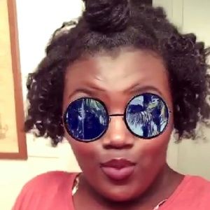 Meet your Posher, Ayanna