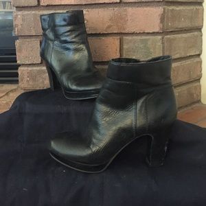 Nine West heeled boots