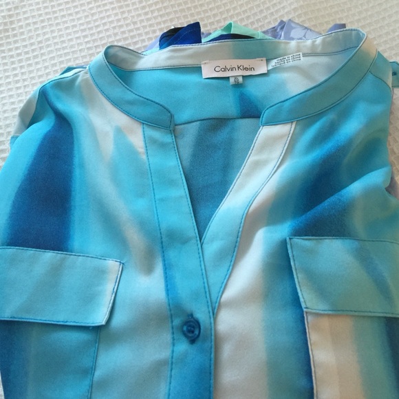 4 Foxcroft and 2 Calvin Klein - Picture 2 of 4
