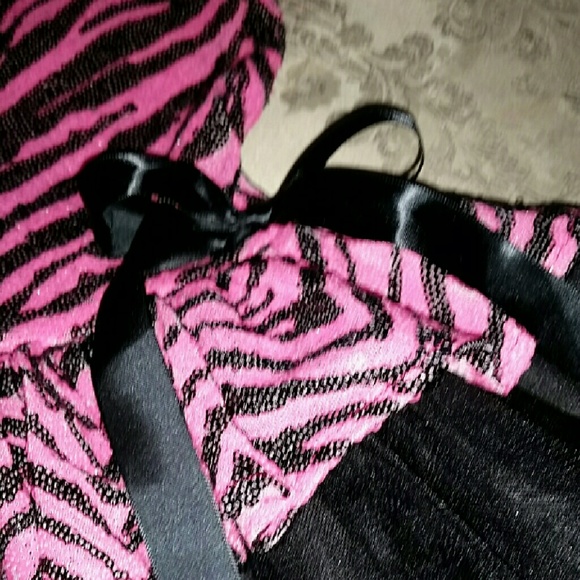 Dolls & Divas NWT Pink & Black Sequined Tutu Dress - Picture 2 of 3