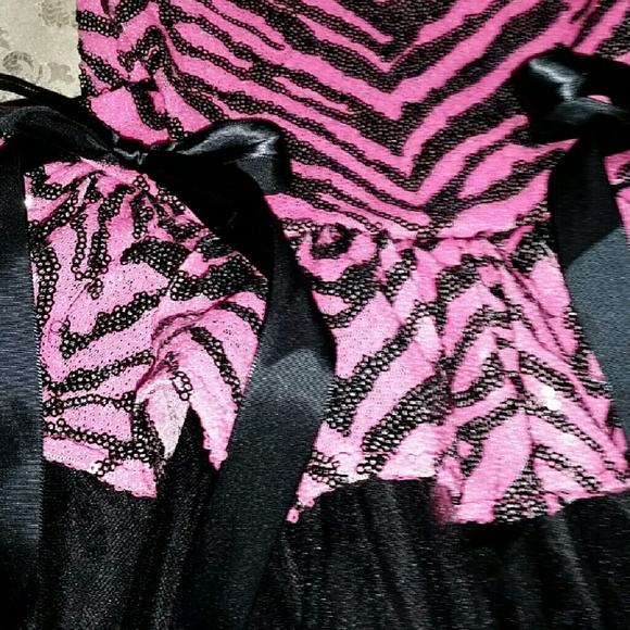 Dolls & Divas NWT Pink & Black Sequined Tutu Dress - Picture 3 of 3