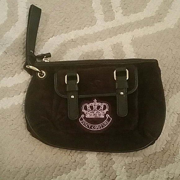 Brand new Juicy wristlet - Picture 1 of 3