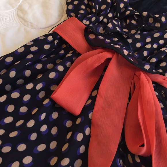 Cute fun dress - Picture 2 of 2