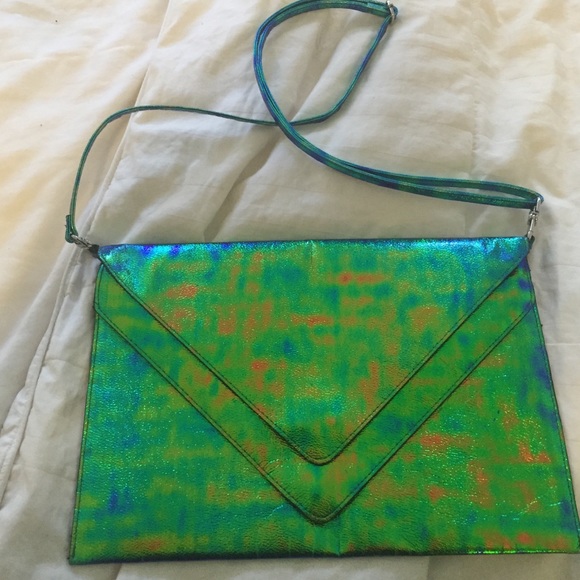 Metallic Clutch
