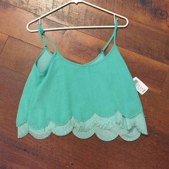 Scallop Crop Top