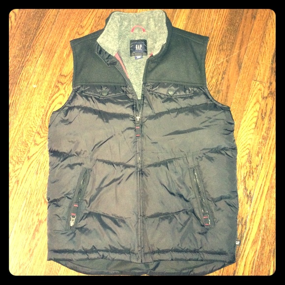 Gap boy's vest wool/polyester size xxl (14/16)