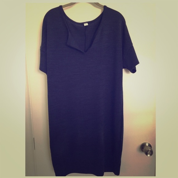 Old Navy Short-Sleeved Knit Dress