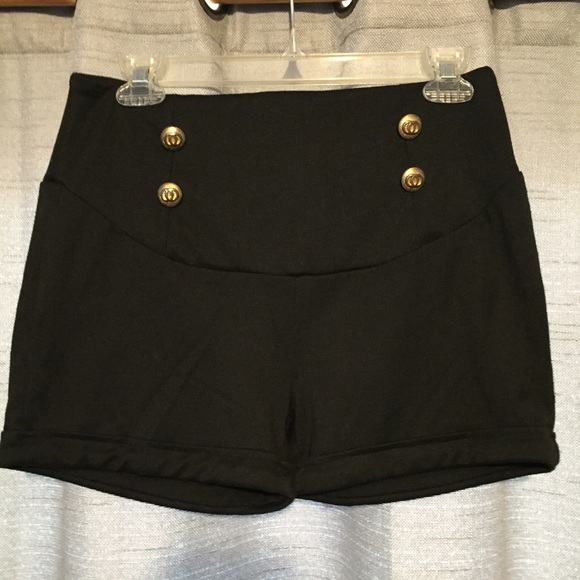 Blk HighWaisted Sailor Shorts SZ L Super Stretchy
