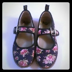 Dr. Martens Carnaby Floral Mary Janes