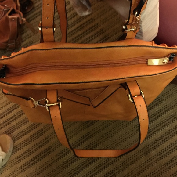 Large Camel Colored Purse - Picture 2 of 4