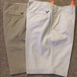 Men's khaki American Eagle 2 pair