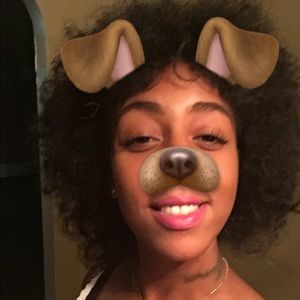 Meet your Posher, Chanell