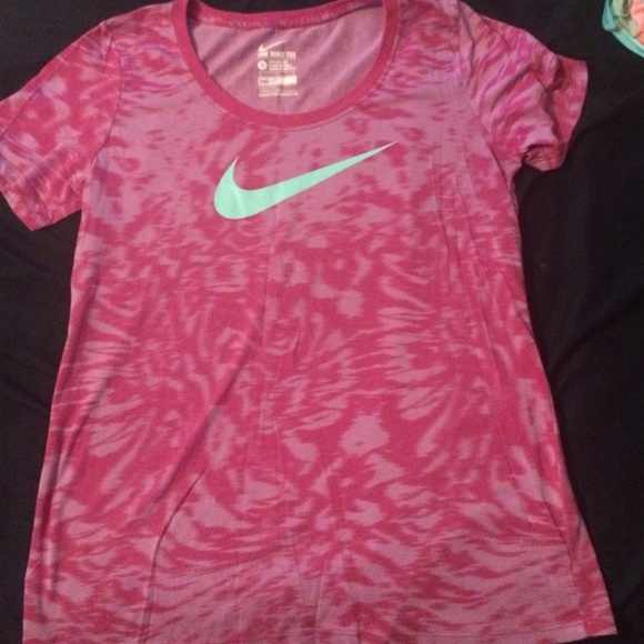 Nike Tee