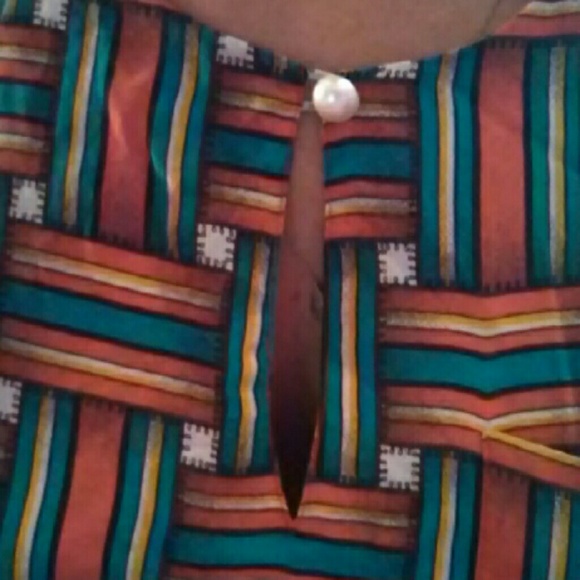 Top - Picture 3 of 3