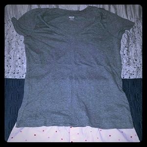 Mossimo V-neck tshirt