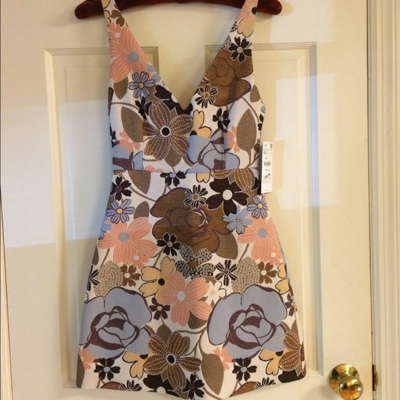 NWT Zara flower dress
