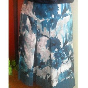Floral Front Pleated Fit & Flair Skirt