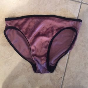 Pink undies fits size small never worn sample