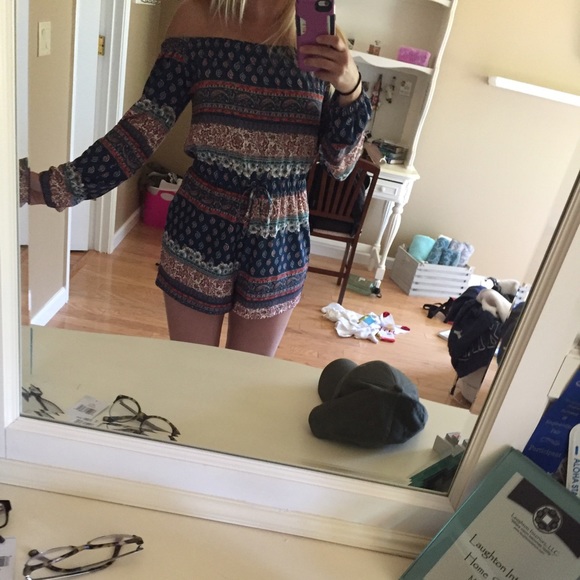 NWTS off the shoulder long sleeve romper (TopShop)