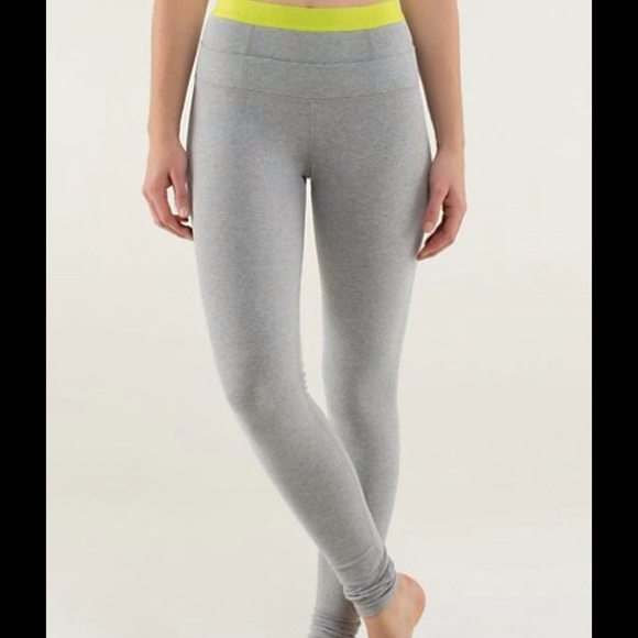 Lululemon Live Naturally pants, size 4.