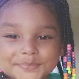 Meet your Posher, Shana