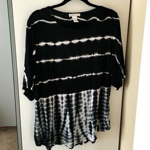 Black and white tie dye top