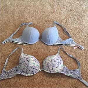 (2) VS bras