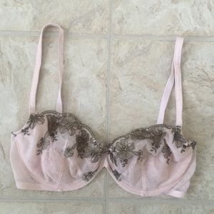 Victoria's Secret lace push up without padding
