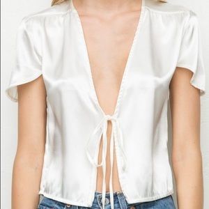 Brandy Melville Leesa Top