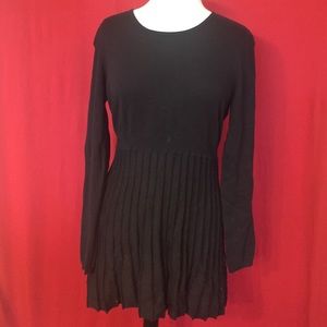 Black tunic sweater