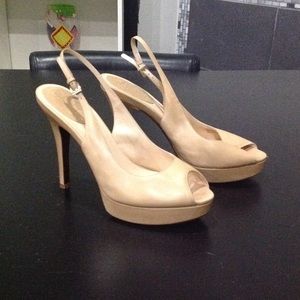 Nude heels  (Nike air)