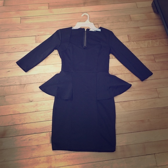 Black Dress - Picture 1 of 4